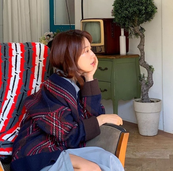 2019女星「秋冬髮色」圖鑑！LISA髮色點名率超高、Jessica、李聖經棕髮色顯白又顯嫩，秀智根本仙女下凡！