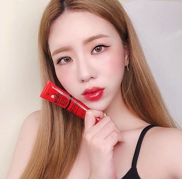 韓國OLIVE YOUNG話題新品特搜！原子筆眼線、木瓜霜唇釉，每一款都是洗版韓妞SNS大勢單品