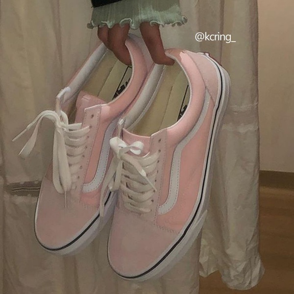 韓國VANS「草莓冰淇淋」新色上市，加碼愛心FILA老爹鞋、Adidas鹽甜女孩「草莓糖漿」鞋款，少女的荷包快保不住啦！