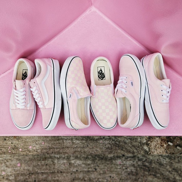 韓國VANS「草莓冰淇淋」新色上市，加碼愛心FILA老爹鞋、Adidas鹽甜女孩「草莓糖漿」鞋款，少女的荷包快保不住啦！