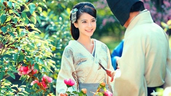 網評11位經典的古裝劇「漢宮美人」！張鈞甯、劉詩詩美成仙，楊冪12年前演的王昭君最驚艷