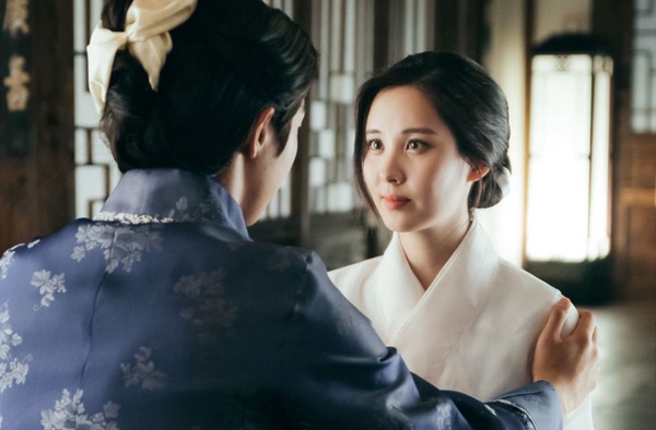 《山茶花開時》香美要冬柏「勿忘她」，虐到暴哭！韓劇7位可憐女配，金智媛、劉寅娜演惡女，卻讓人好心疼