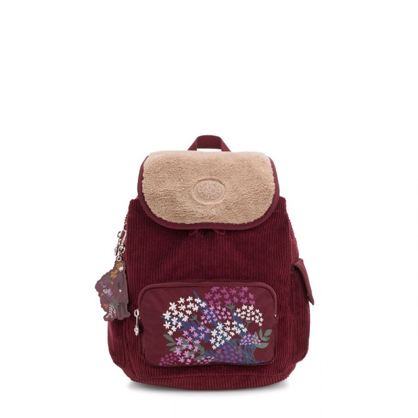 Kipling X 迪士尼推出《冰雪奇缘2》限定系列，多種冰雪奇緣包款即日起登場，現在就背著雪寶出遊去！