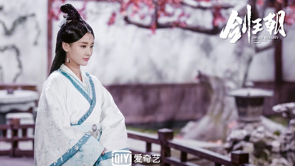 李一桐2019年末三部女一大劇！10位合作男星，鄧倫、李現不算什麼，竟和《甄嬛傳》皇帝組CP