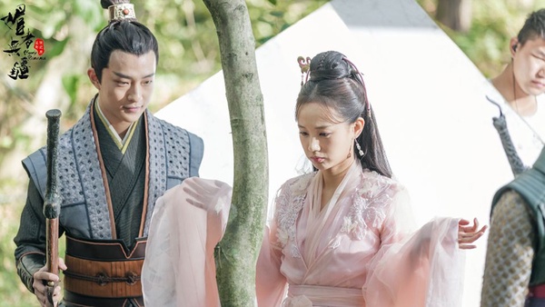 李一桐2019年末三部女一大劇！10位合作男星，鄧倫、李現不算什麼，竟和《甄嬛傳》皇帝組CP
