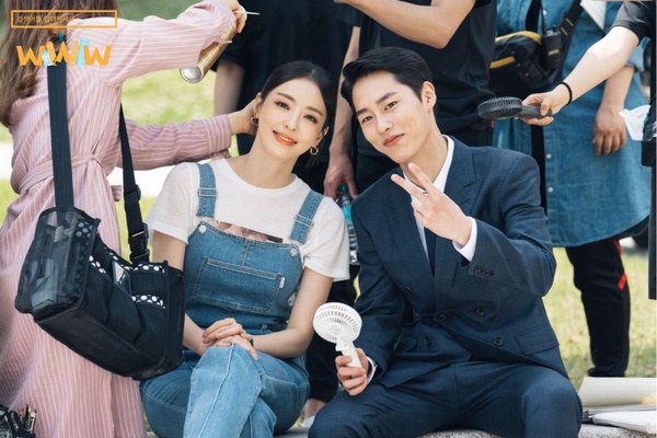 李宰旭＆李多熙7大甜蜜瞬間回顧！手機桌布是她、被誤親偷笑，李宰旭嘴甜超會撩
