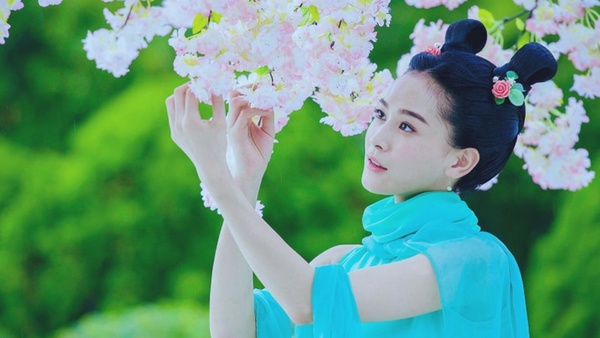 《明月照我心》婢女美過王妃！10個古裝劇高顏值婢女，第9位臉蛋、身材都讓人羨慕