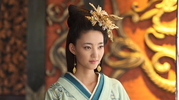 《倚天》丁敏君在《明月照我心》顏值升級！10位古裝劇冷豔美人，郭雪芙、辛芷蕾媚不過最後一組