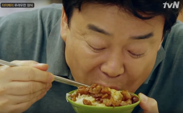 《街頭美食鬥士》台北登韓國熱搜！7部美食韓綜，姜虎東巨無霸豬排好罪惡，這部把曹政奭＆金材昱拉來當酒友！