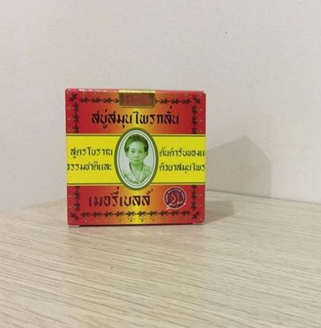 養皮沐浴皂5款推薦！顆顆銅板價、洗完保濕不乾澀的沐浴皂，一皂從頭洗到腳也沒問題！