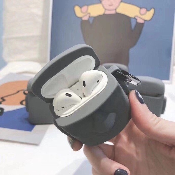 摩艾石像AirPods Case，韓妞人手一個，呆萌造型成為時尚小吊飾！