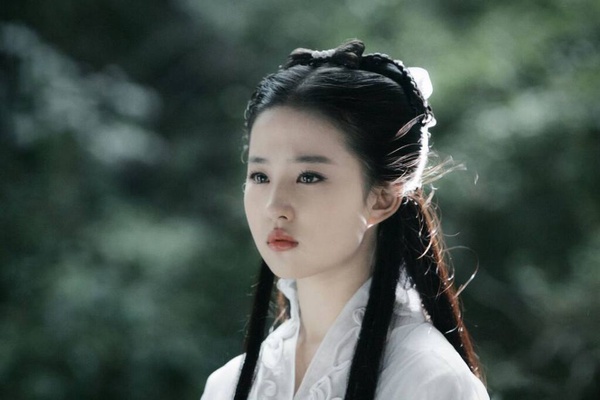 網評金庸武俠筆下10大美女！劉亦菲把兩個古裝女神演成經典，趙敏、王語嫣都不是第一