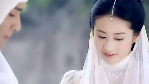 網評金庸武俠筆下10大美女！劉亦菲把兩個古裝女神演成經典，趙敏、王語嫣都不是第一