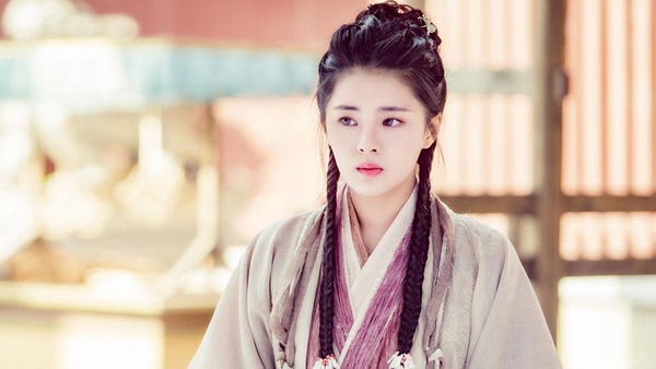 網評金庸武俠筆下10大美女！劉亦菲把兩個古裝女神演成經典，趙敏、王語嫣都不是第一