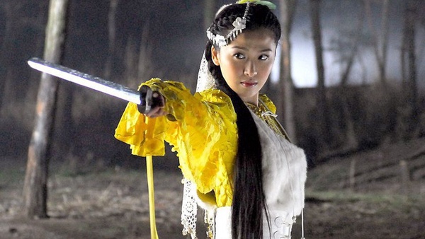 網評金庸武俠筆下10大美女！劉亦菲把兩個古裝女神演成經典，趙敏、王語嫣都不是第一