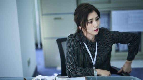 《罪夢者》大哥女人不夠看！賈靜雯6部現代戲，霸氣女總對戲胡歌、演律師和徐若瑄交鋒，網狂推她演職場大女主！