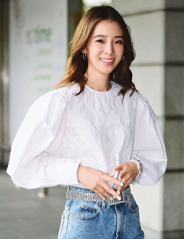 2019秋冬女星捲髮圖鑑！楊丞琳、吳謹言波紋捲髮軟萌顯嫩，楊冪、秦嵐捲髮美哭各界網友！