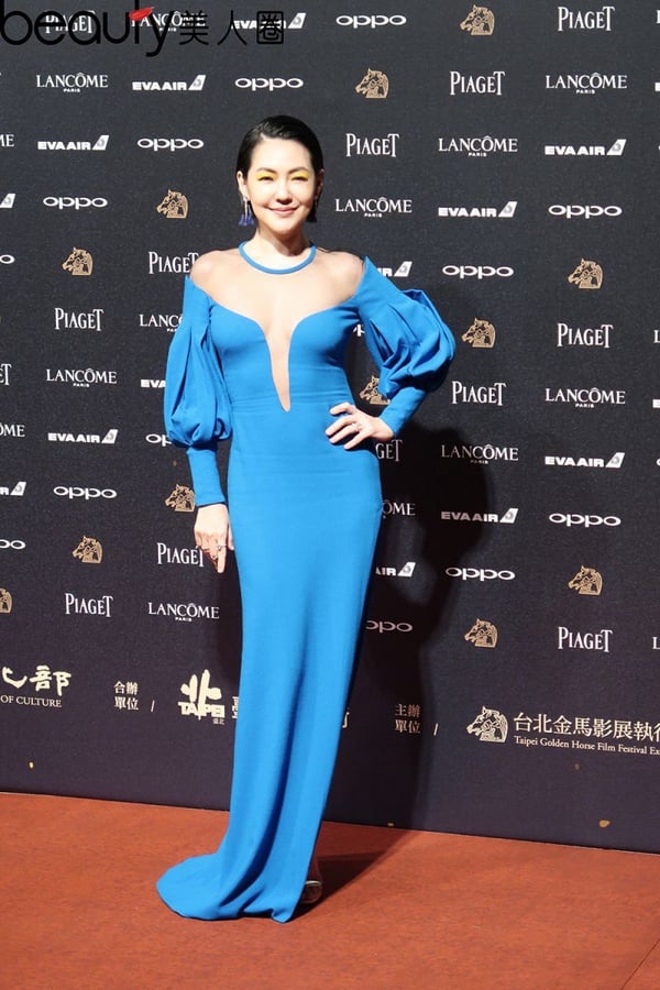 54金馬紅毯女星禮服大整理！7位女星大走「透膚」露這裡