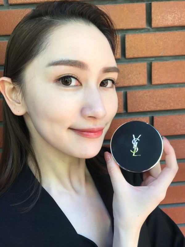 2019秋冬「霧感」氣墊推薦！秒遮瑕、極輕薄不面具臉、持妝整天不走山，這款更是讓油肌、乾肌同時愛上！