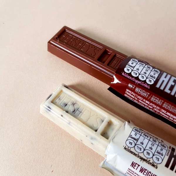 77乳加「黑糖珍奶QQ可可球」就在7-11！加碼HERSHEY'S巧克力條，即日起還有新品優惠～