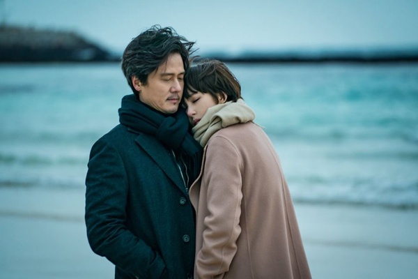 李寶英新劇不愛弟弟愛大叔！7部韓劇「中年羅曼史」，厭世大媽變名模，《紳士的品格》大叔談戀愛竟然這麼好看！