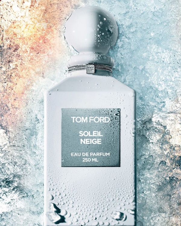 TOM FORD保養油「珍珠光」絕美新色登場！冰晶般的細緻流沙美翻，加碼冬季新品彩妝