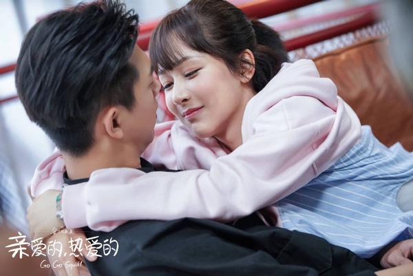 李現、楊紫生日又撒糖！楊紫27歲創下的9項收視紀錄，收視女王趙麗穎、楊冪都甘拜下風