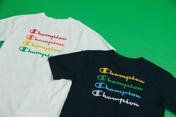 champion 101新店超好買!101獨家款彩虹T、帆布包，一穿上簡約運動時尚就此完成!