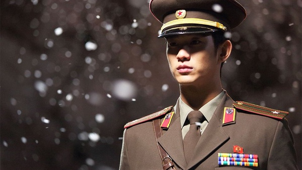 玄彬《愛的迫降》穿軍裝拯救孫藝真！11位韓劇軍裝男神，海軍、空軍通通有，宋仲基＆丁海寅2個「劉大尉」都帥