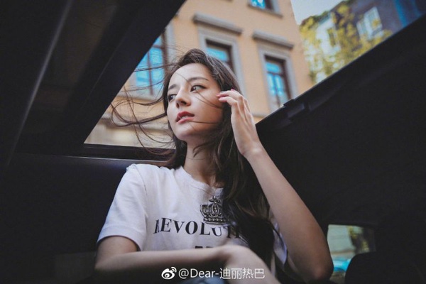 沈月歌聲讓人瞬間戀愛！迪麗熱巴、孫儷的好歌喉你聽過嗎