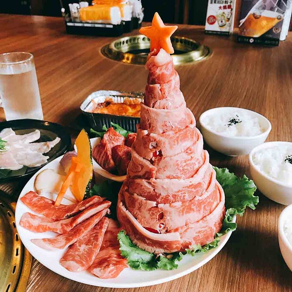 2017聖誕x跨年大餐推薦！烤雞、炸物拼盤，平均每人1000元有找