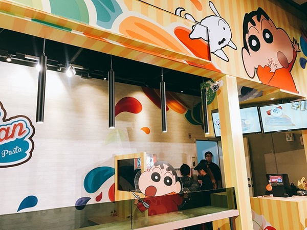 「蠟筆小新限定主題餐廳」台北三創開幕！3大特色編輯帶你看