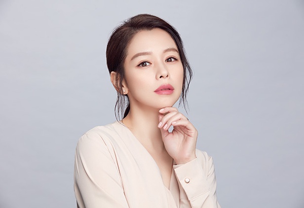 搶先韓國開箱雅詩蘭黛36色國民唇露！女神徐若瑄和雪莉都大推～