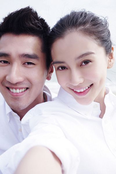 Angelababy憶懵懂「第一次」海邊素顏大秀好膚質