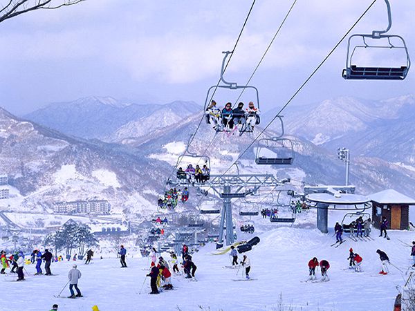 韓國滑雪渡假村推薦！鬼怪、藍色生死戀都在這取景，不會滑也要去