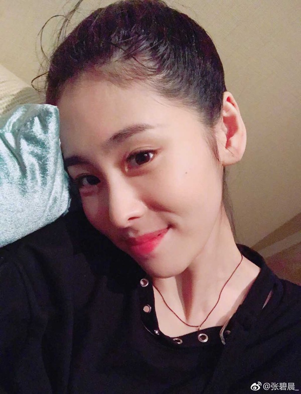 張碧晨唱過主題曲的陸劇都超紅！三生三世、花千骨都是她