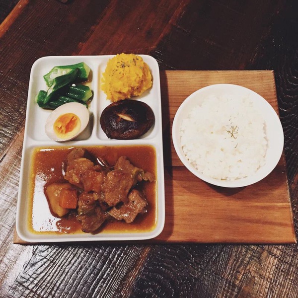 5家文青質感「中式餐館」推薦！什錦麵、肉羹湯、雞腿飯超對味