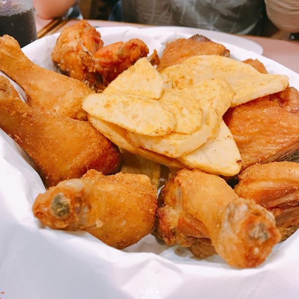 台北人氣特色披薩推薦！必勝客居然把人變成Pizza了
