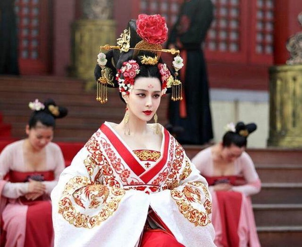 趙麗穎：「見到唐僧有初戀的感覺」史上最美皇帝、國王