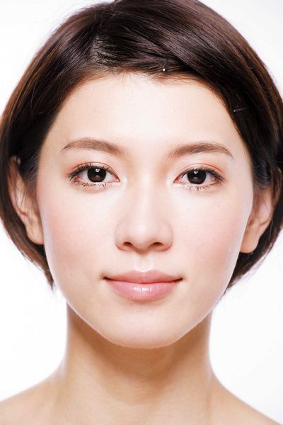 聯誼妝容的基準，就是「比自然好上一點點」