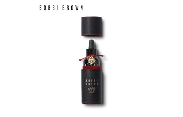 Bobbi Brown新春限定版！冬蟲夏草粉底液換上狗年新裝啦！