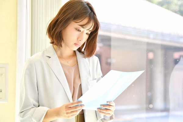 石原聰美眼妝教學！日妞整型級眼妝，簡直「複製貼上」
