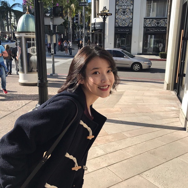 築夢踏實！ IU、太妍……這５位TOP STAR都自願放棄升學、學歷只有高中！