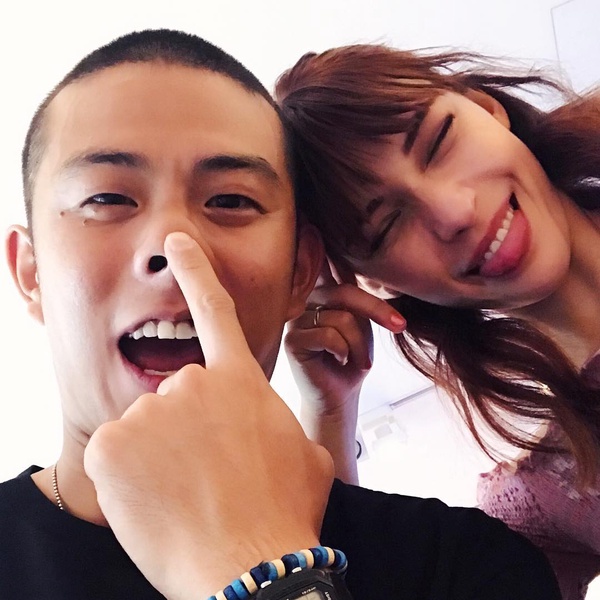 兵役也無法阻擋！李準、G.O、RAIN……細數那些熬過「兵變」的藝人情侶！