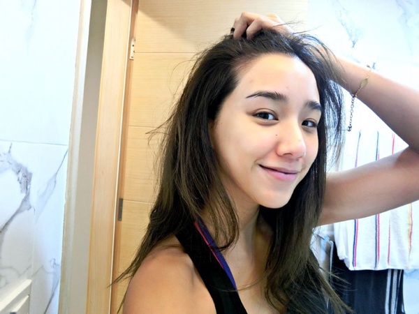 潮模Angelina超「整齊」包包公開！每個物品都有「家」！