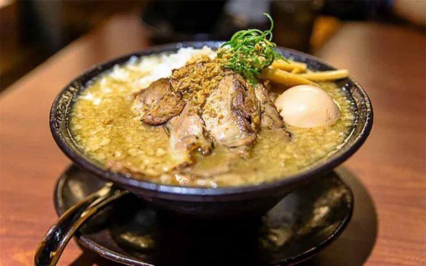 台北「隱藏版」特色拉麵推薦！這間居然還可以「吃到飽」