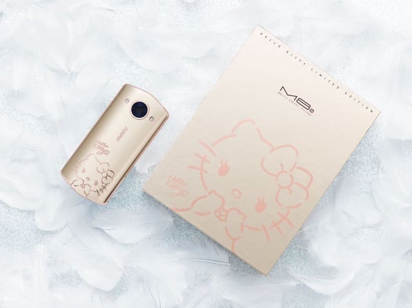 過年就該擁有美少女戰士、Hello Kitty！美圖M8s限量版超吸眼球！修圖還可以抽大獎！