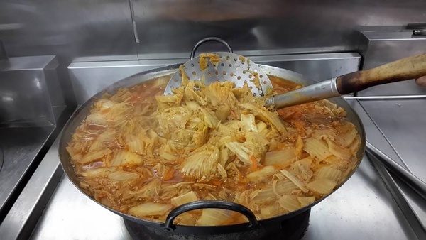 宅配團購美食推薦！6大囤貨美食寄到家，人氣款不能不知