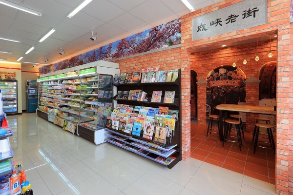 7-11全新主題特色店10間！貨櫃屋、超美咖啡廳門市推薦