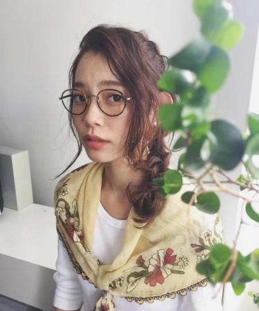 圓框眼鏡這樣搭就對了！就是呆呆der才好看
